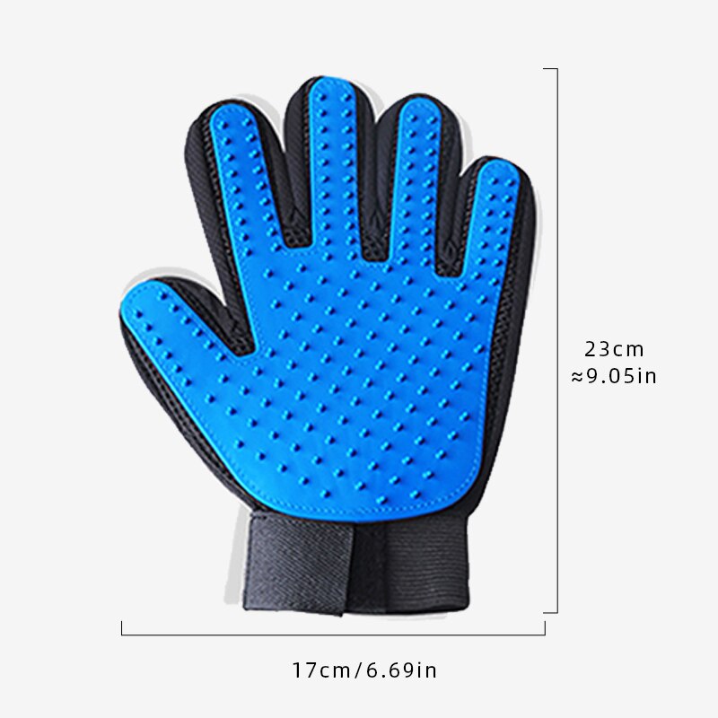 Der Handschuh ist in der Farbe schwarz und blau mit Noppiger Oberfläche mit einer Länge von 23c und einer Breite von 17cm.